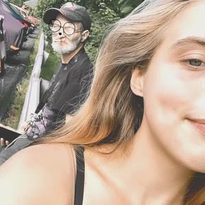 Meet your Posher, Skyler